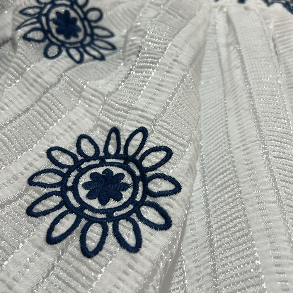 THML White Blouse with Navy Blue Embroidery - Picture 8 of 11